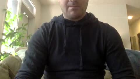 Snapshot of tiptop1088 chatting on March 2025 03:56:01 PM tiptop1088 online show from March 2025 03:56:01 PM