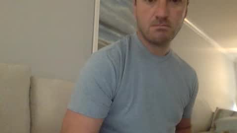 Snapshot of tiptop1088 chatting on September 2025 03:15:02 PM tiptop1088 online show from September 2025 03:15:02 PM