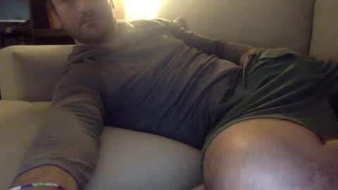 Snapshot of tiptop1088 chatting on December 2025 01:56:02 AM tiptop1088 online show from December 2025 01:56:02 AM