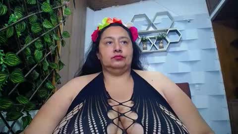 TISTMATURE online show from December 2025 01:42:01 PM