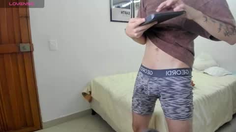 Titan Volcano online show from December 2025 11:32:01 PM