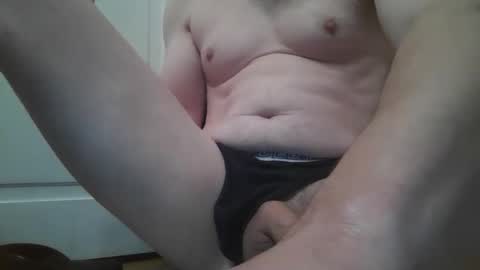 tittyzandbeer online show from April 2026 09:03:01 AM