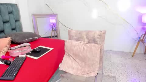 Snapshot of tivizaylove chatting on November 2025 02:13:01 PM Tivizay online show from November 2025 02:13:01 PM