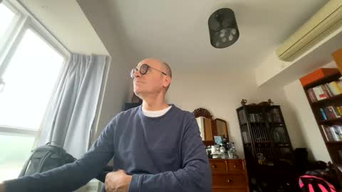 Snapshot of tksnoopy7 chatting on March 2026 06:52:01 AM TKSnoopy online show from March 2026 06:52:01 AM