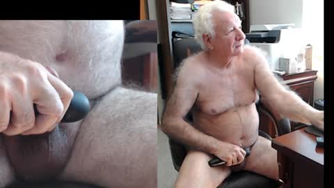 Snapshot of tlc_dude chatting on January 2025 09:34:02 PM TLC dude online show from January 2025 09:34:02 PM