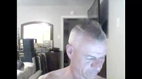 Snapshot of tnash24 chatting on September 2025 01:05:02 AM tx46m online show from September 2025 01:05:02 AM