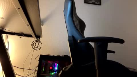 Snapshot of tobi19899 chatting on October 2025 06:07:01 PM Jan5676 online show from October 2025 06:07:01 PM