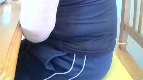 Snapshot of tobikoyuzu chatting on January 2025 02:31:01 PM Tobiko online show from January 2025 02:31:01 PM