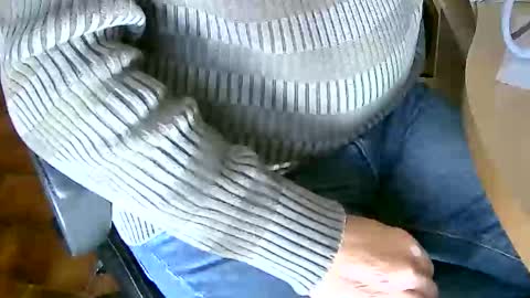 Snapshot of tobikoyuzu chatting on January 2025 02:02:01 PM Tobiko online show from January 2025 02:02:01 PM