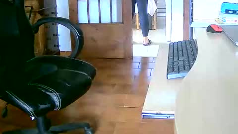 Snapshot of tobikoyuzu chatting on February 2025 03:08:01 PM Tobiko online show from February 2025 03:08:01 PM