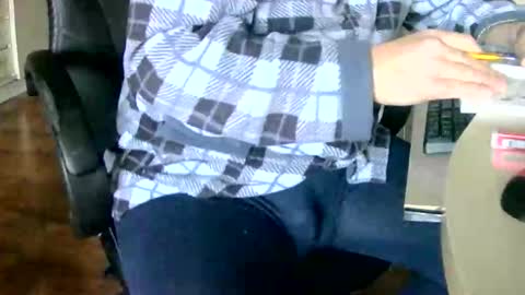 Snapshot of tobikoyuzu chatting on March 2025 01:28:02 PM Tobiko online show from March 2025 01:28:02 PM