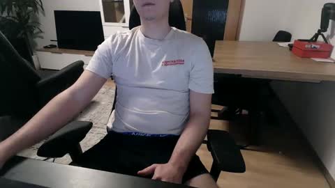 Snapshot of tobisk chatting on December 2024 06:51:01 AM tobisk online show from December 2024 06:51:01 AM