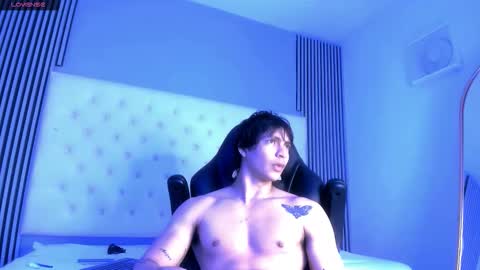 toji lee online show from November 2025 08:57:01 PM