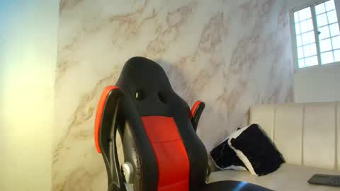 toji lee online show from January 2026 08:14:02 PM