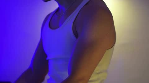 Snapshot of tokyo_oo chatting on November 2025 02:55:02 PM tokyo_oo online show from November 2025 02:55:02 PM