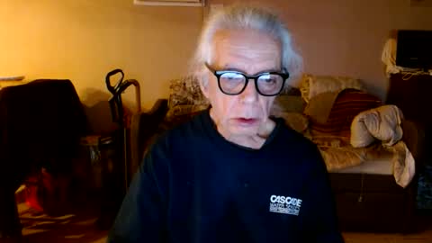 tom112292014 online show from December 2025 01:46:02 AM