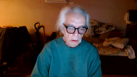 tom112292014 online show from February 2026 04:38:01 AM