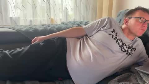 Tom online show from February 2026 09:10:02 AM