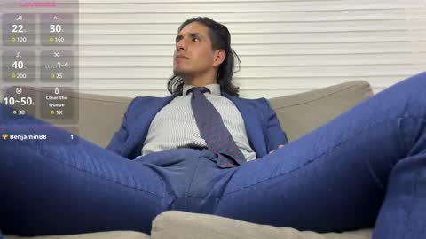 TOM online show from February 2025 08:03:01 PM