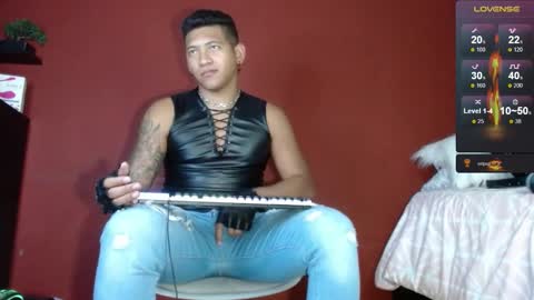 Tom online show from February 2025 12:59:01 PM