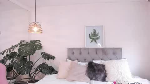 Snapshot of tom_cooper_1 chatting on November 2025 12:16:01 PM Master of pleasure online show from November 2025 12:16:01 PM