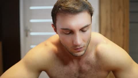 Snapshot of tom_fordd chatting on September 2025 07:31:01 AM Tom online show from September 2025 07:31:01 AM