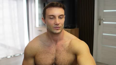 Snapshot of tom_fordd chatting on September 2025 07:01:02 AM Tom online show from September 2025 07:01:02 AM