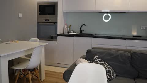 Tom online show from November 2025 07:19:01 AM