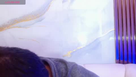 Snapshot of tom_muscle1 chatting on November 2025 12:24:01 AM Tom muscle1 online show from November 2025 12:24:01 AM