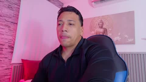 Tom muscle1 online show from February 2026 11:55:01 AM