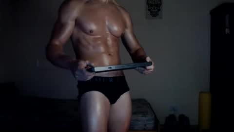 Snapshot of tom_show chatting on May 2026 11:22:01 PM tom_show online show from May 2026 11:22:01 PM