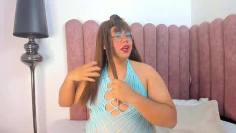 Snapshot of tom_silver_ chatting on January 2025 06:57:01 PM Tom Silver online show from January 2025 06:57:01 PM