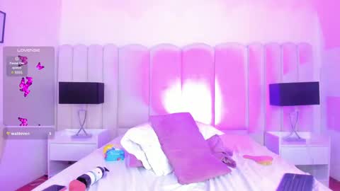 Snapshot of tom_silver_ chatting on February 2025 12:48:02 AM Tom Silver online show from February 2025 12:48:02 AM