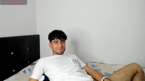 tom online show from March 2025 02:41:02 AM