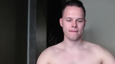 Tom online show from October 2025 05:36:02 PM