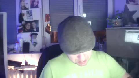 tomame_ online show from December 2024 01:58:01 AM