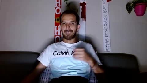 tomas gerauld. make me happy with 10000 tokens online show from January 2025 03:02:01 AM