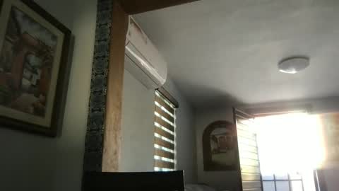 Snapshot of tomascausa chatting on December 2024 04:09:01 PM Hola online show from December 2024 04:09:01 PM