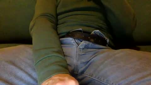 Snapshot of tombi125 chatting on December 2024 05:52:01 PM tombi125 online show from December 2024 05:52:01 PM