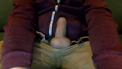 Snapshot of tombi125 chatting on January 2025 05:09:02 PM tombi125 online show from January 2025 05:09:02 PM