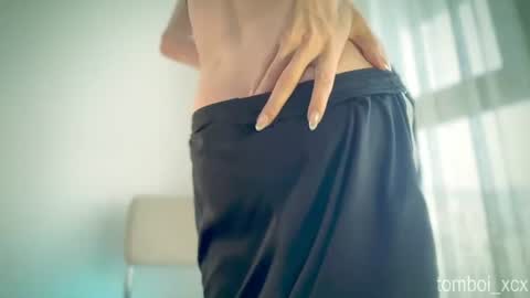 tomboiii online show from July 2026 07:07:01 PM