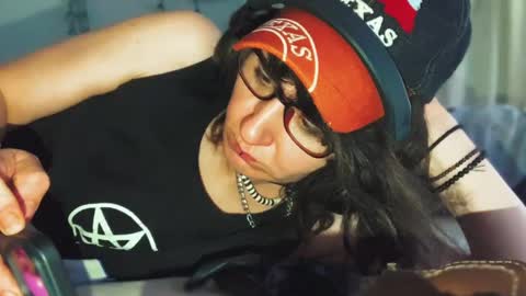 tomboy_titties online show from May 2026 06:42:02 PM