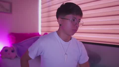 Snapshot of tomboy_tommy chatting on July 2026 01:26:01 PM Tommy online show from July 2026 01:26:01 PM