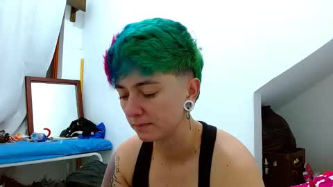 Blue online show from November 2025 04:34:01 AM