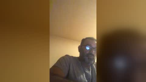 Snapshot of tomcop11111 chatting on July 2026 12:42:01 AM tomcop11111 online show from July 2026 12:42:01 AM