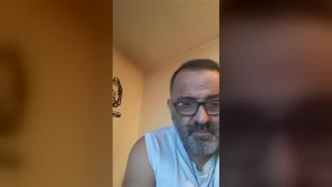 Snapshot of tomcop11111 chatting on August 2026 02:35:01 AM tomcop11111 online show from August 2026 02:35:01 AM