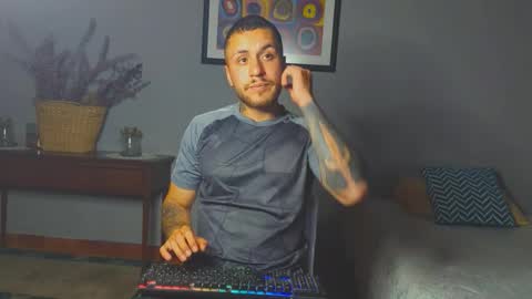 tomDavisXl online show from March 2026 01:53:02 AM