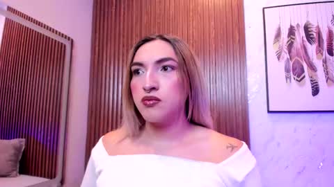 Snapshot of tomlondon_ chatting on December 2025 11:48:01 AM online show from December 2025 11:48:01 AM