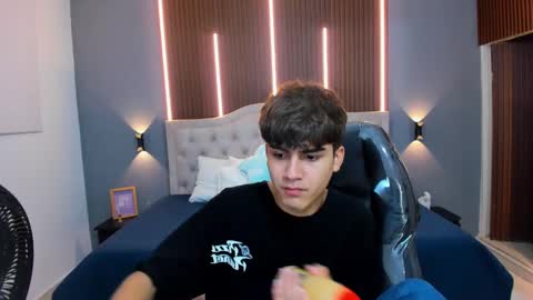 Tommy  online show from September 2025 03:30:01 AM