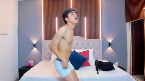 Tommy  online show from March 2026 03:32:01 AM